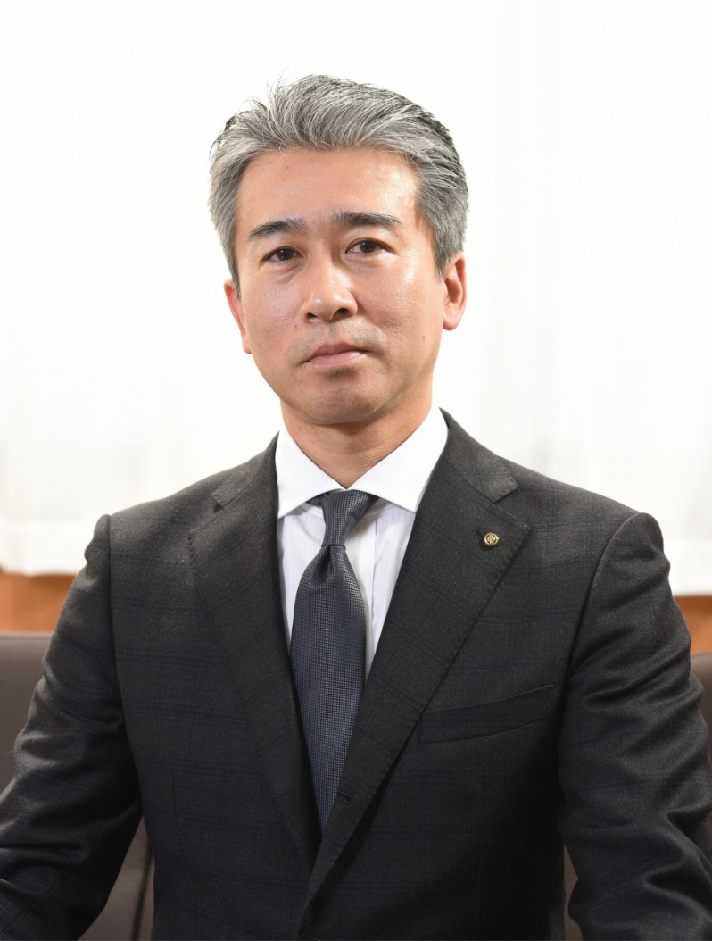 代表取締役社長の顔写真